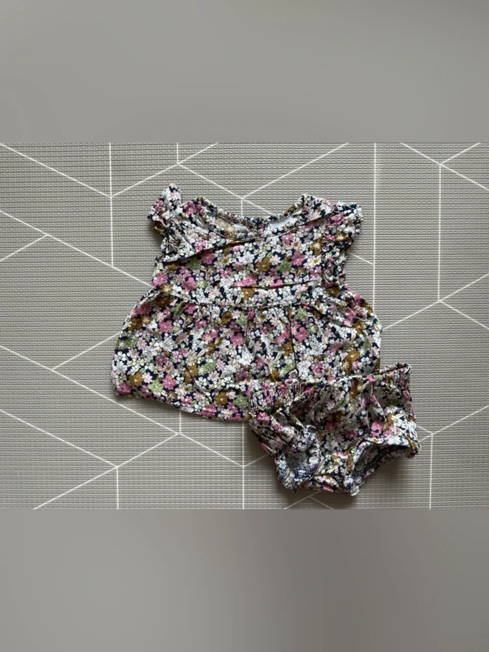 okie dokie|Baby girl dark Florals matching set,summer outfit blouse & bloomers•